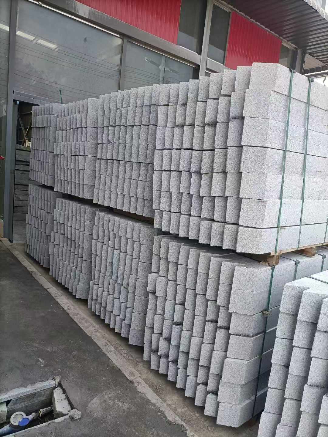 娄底芝麻白树围石 树池